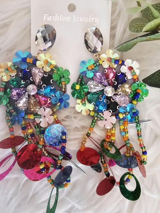 Gorgeous Beaded & Crystal Earrings Set - Picture 3 of 5